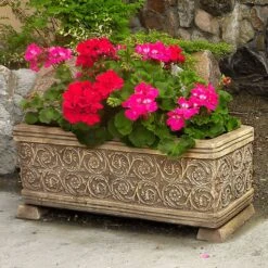 Dekorativer Steinguss Pflanztrog Mit Floraler Verzierung - Evando