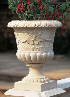 Pflanztöpfe Verkaufsgeschäft 6 Pflanztöpfe Verkaufsgeschäft -Pflanztöpfe Verkaufsgeschäft grosses pflanzgefaess historisch vinifer2