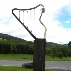 Handgeschmiedete Engelsharfe Aus Bronze Mit Holzsockel - Aingeru