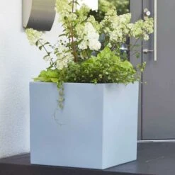 Leichter Outdoor Pflanztopf Aus Kunststoff - Eckig - Grau - UV-Beständig - Iniki