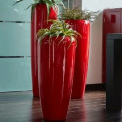 Moderne Pflanzvase Für Draußen - Rot Glänzend - Polystone - Gineso