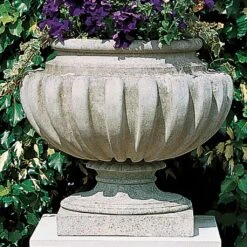 Stein Gartenvase Antik - Stockwood Park
