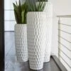 XXL Vase Mit Einsatz - Polystone - Weiß Hochglänzend - Kimia -Pflanztöpfe Verkaufsgeschäft xxl vase mit einsatz polystone weiss hochglaenzend kimia